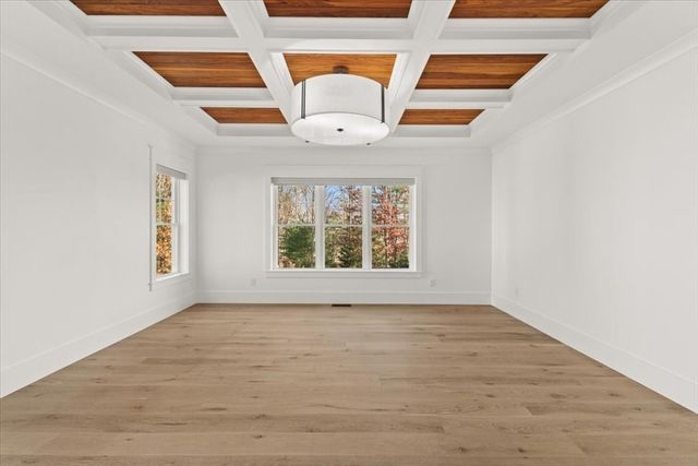 10 Westbury Rd, Brockton, MA 02301