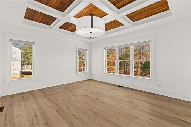 10 Westbury Rd, Brockton, MA 02301