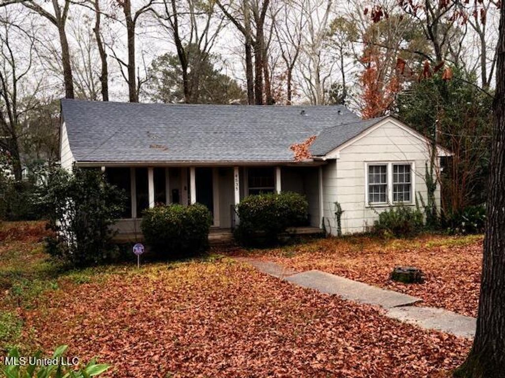 4535 Meadowridge Drive, Jackson, MS 39206