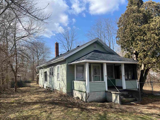 1711 S Burlington Drive, Muncie, IN 47302