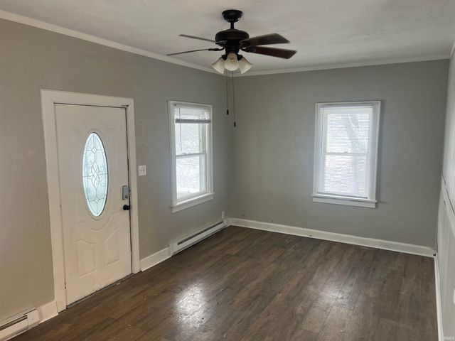 1711 S Burlington Drive, Muncie, IN 47302