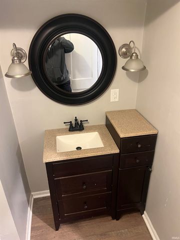 1711 S Burlington Drive, Muncie, IN 47302