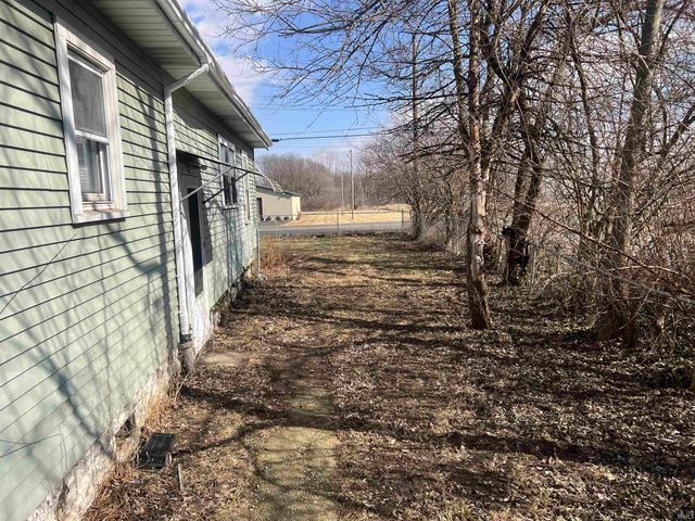 1711 S Burlington Drive, Muncie, IN 47302