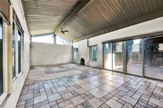 19322 Saylor Terrace, North Tustin, CA 92705