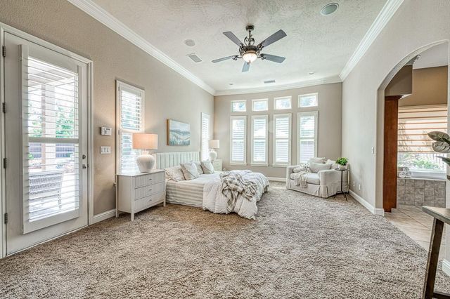 526 W Powers, Clovis, CA 93619
