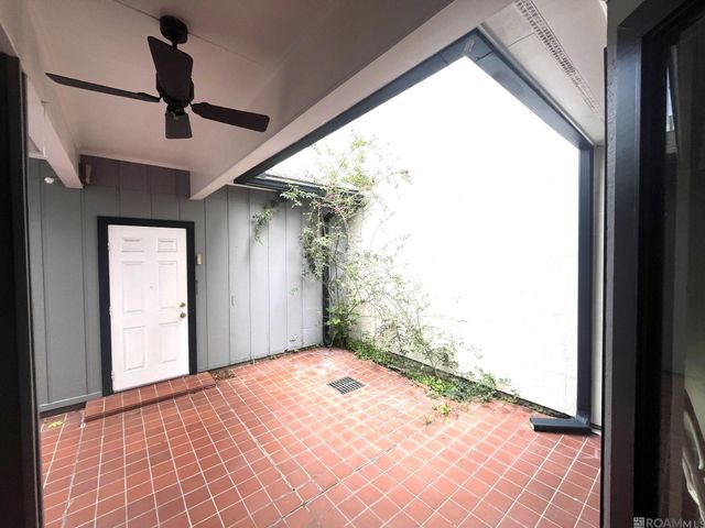 220 Mcgehee Dr, Baton Rouge, LA 70815