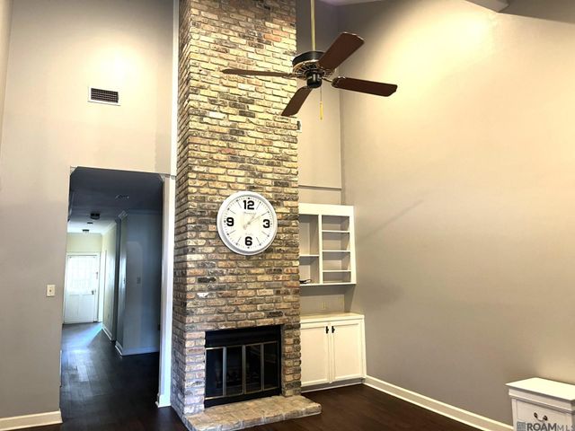 220 Mcgehee Dr, Baton Rouge, LA 70815