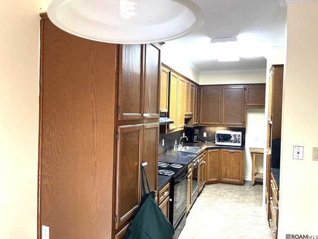 220 Mcgehee Dr, Baton Rouge, LA 70815