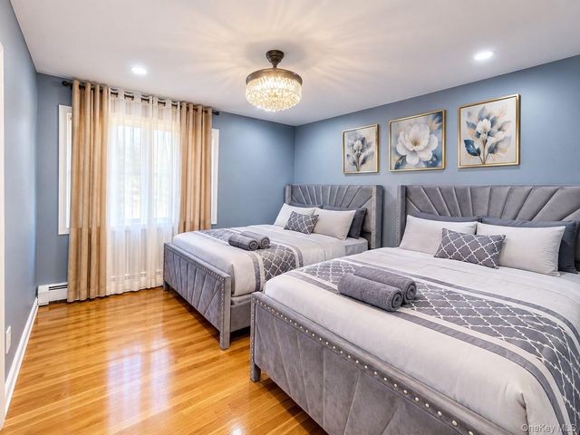 9144 193rd Street, Hollis, NY 11423