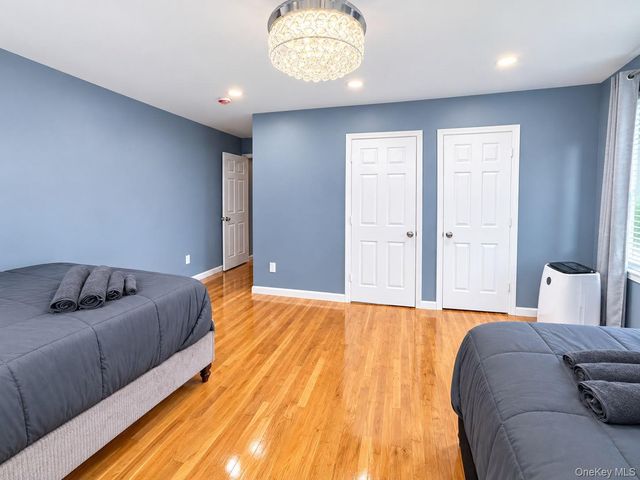 9144 193rd Street, Hollis, NY 11423