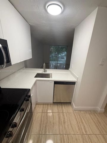 496 NW 165th St Rd D-210, Miami, FL 33169