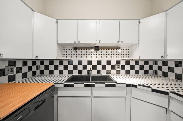 835 Ansley Drive, St. Joseph, MI 49085