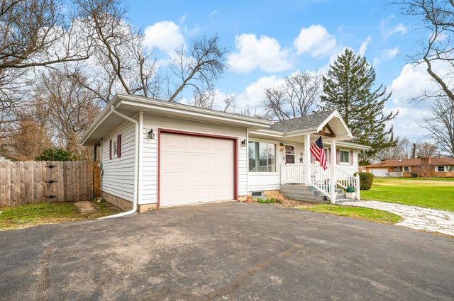 835 Ansley Drive, St. Joseph, MI 49085