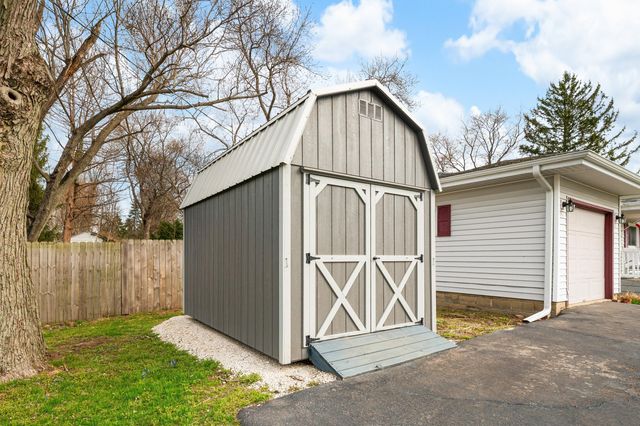 835 Ansley Drive, St. Joseph, MI 49085