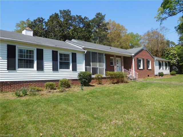 2825 Windsor Road, Winston-salem, NC 27104