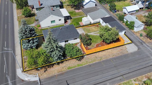 4204 N Monroe Rd, Spokane, WA 99205