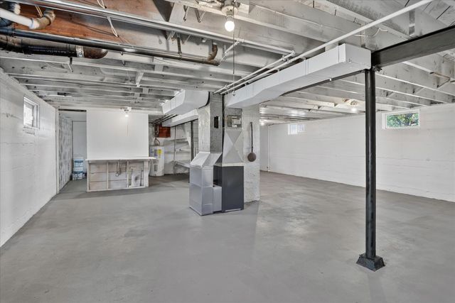 4204 N Monroe Rd, Spokane, WA 99205
