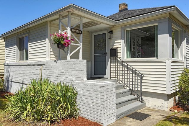 4204 N Monroe Rd, Spokane, WA 99205