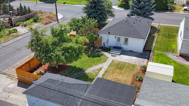 4204 N Monroe Rd, Spokane, WA 99205