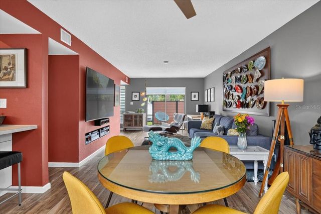 4001 BENEVA ROAD 310, Sarasota, FL 34233