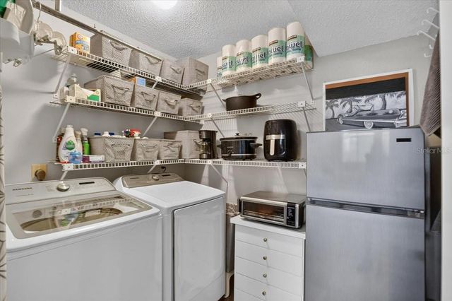 4001 BENEVA ROAD 310, Sarasota, FL 34233