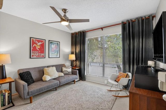 4001 BENEVA ROAD 310, Sarasota, FL 34233