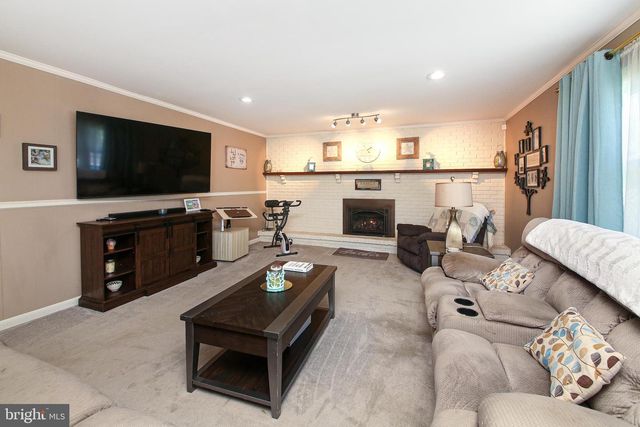 509 EHRET RD, Fairless Hills, PA 19030