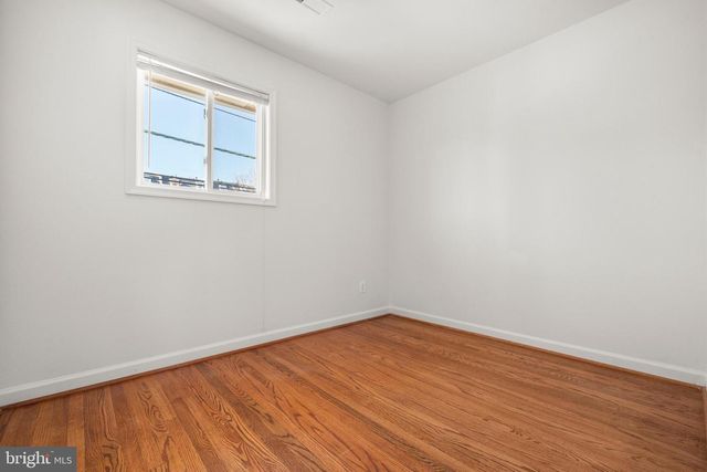 8100 OXON HILL RD, Fort Washington, MD 20744