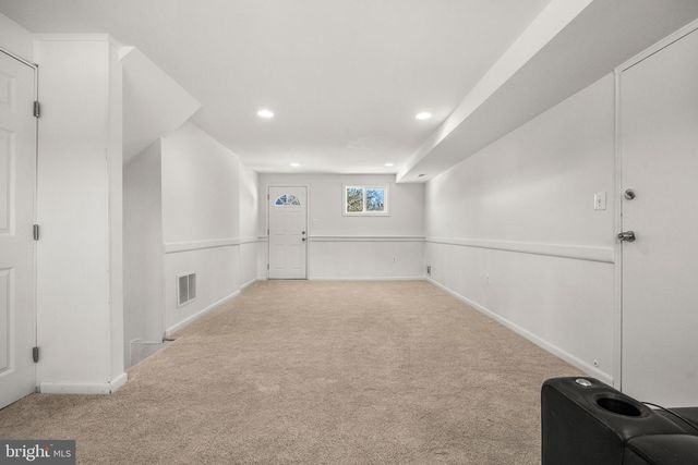 8100 OXON HILL RD, Fort Washington, MD 20744