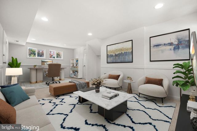 8100 OXON HILL RD, Fort Washington, MD 20744