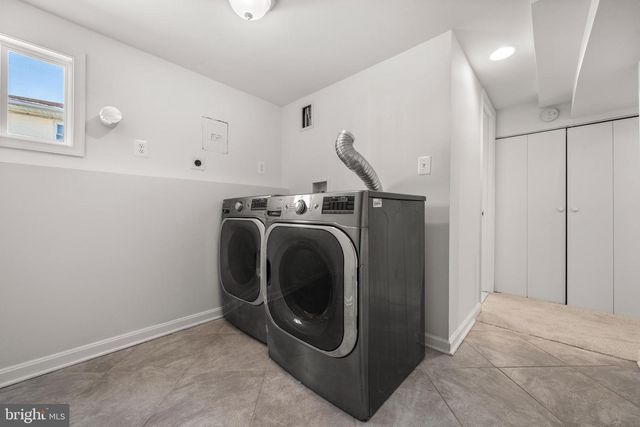 8100 OXON HILL RD, Fort Washington, MD 20744