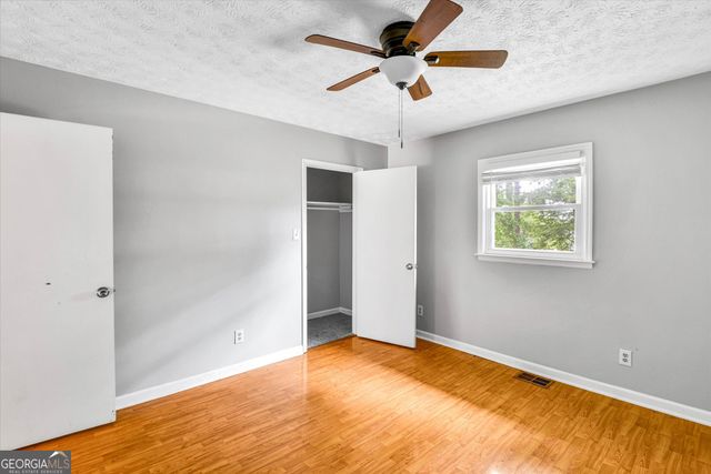 6174 Lower Dixie Lake Road, Union City, GA 30291