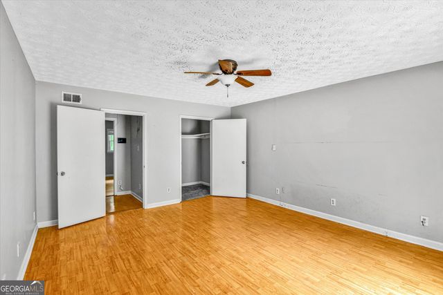 6174 Lower Dixie Lake Road, Union City, GA 30291