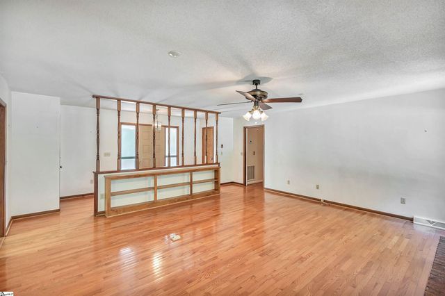 421 Cathey Road, Anderson, SC 29621