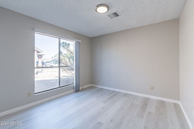 11926 N 78TH Drive, Peoria, AZ 85345
