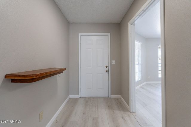 11926 N 78TH Drive, Peoria, AZ 85345