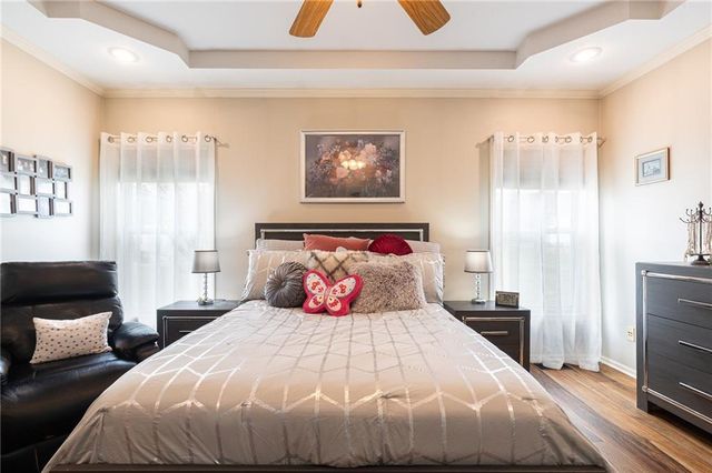 4756 SW Leafwing Drive, Lee's Summit, MO 64082