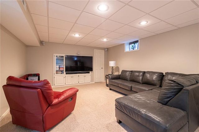 4756 SW Leafwing Drive, Lee's Summit, MO 64082