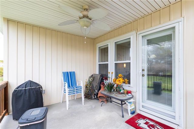 4756 SW Leafwing Drive, Lee's Summit, MO 64082