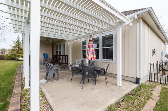 4756 SW Leafwing Drive, Lee's Summit, MO 64082