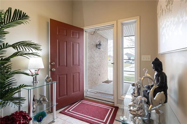 4756 SW Leafwing Drive, Lee's Summit, MO 64082