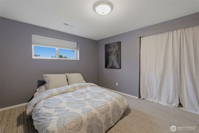 24303 59th Avenue W, Mountlake Terrace, WA 98043
