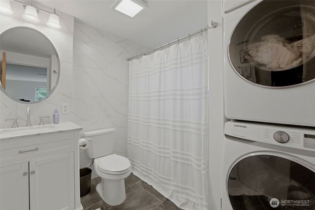 24303 59th Avenue W, Mountlake Terrace, WA 98043