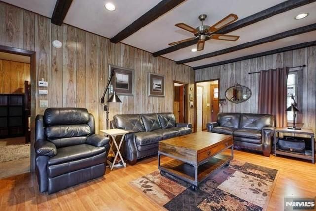 137 Lakeview Avenue, Ringwood, NJ 07456