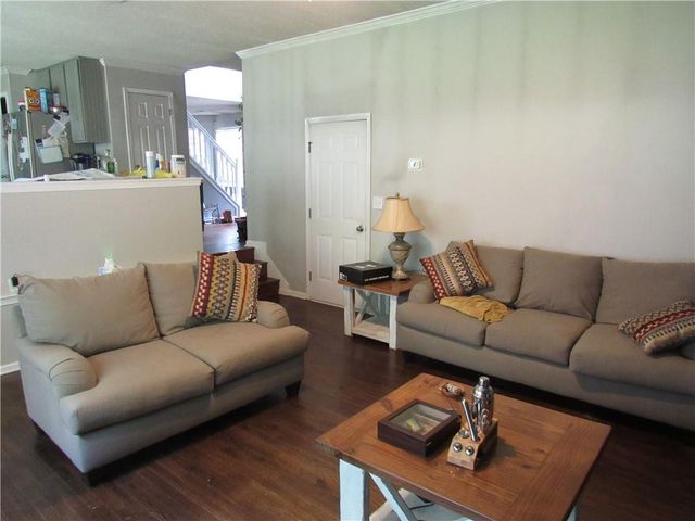 1043 Summer Cypress Drive, Villa Rica, GA 30180