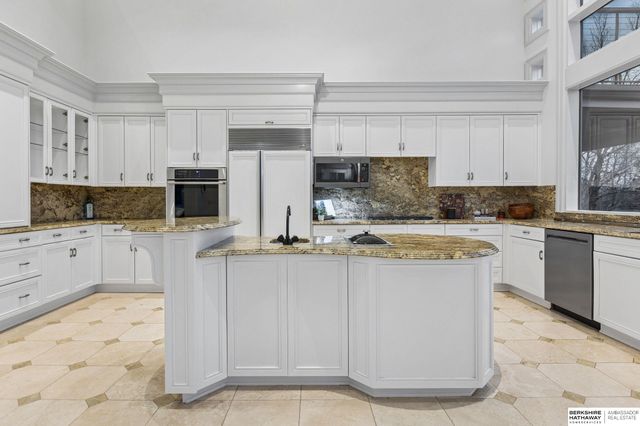 14341 Hamilton Street, Omaha, NE 68154