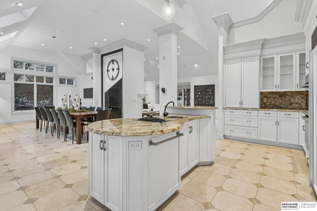 14341 Hamilton Street, Omaha, NE 68154