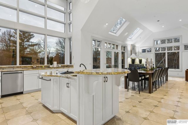 14341 Hamilton Street, Omaha, NE 68154