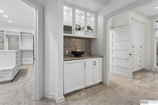 14341 Hamilton Street, Omaha, NE 68154