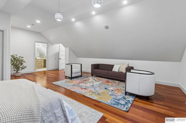 14341 Hamilton Street, Omaha, NE 68154